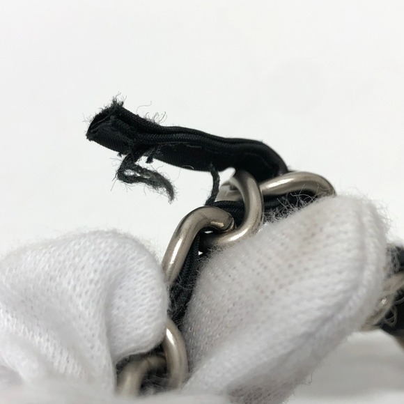 CHANEL Black Shoulder Bag - Picture 9 of 15